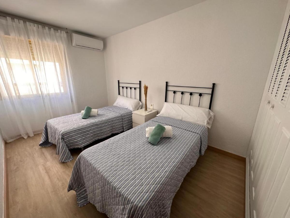 Casaflex Las Palmeras Aptº Con Vistas Al Mar Rincón de la Victoria Dış mekan fotoğraf